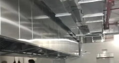 對(duì)于一(yī)個(gè)新的(de)小(xiǎo)餐館，如(rú)何選擇合适的(de)廚房(fáng)排煙(yān)？